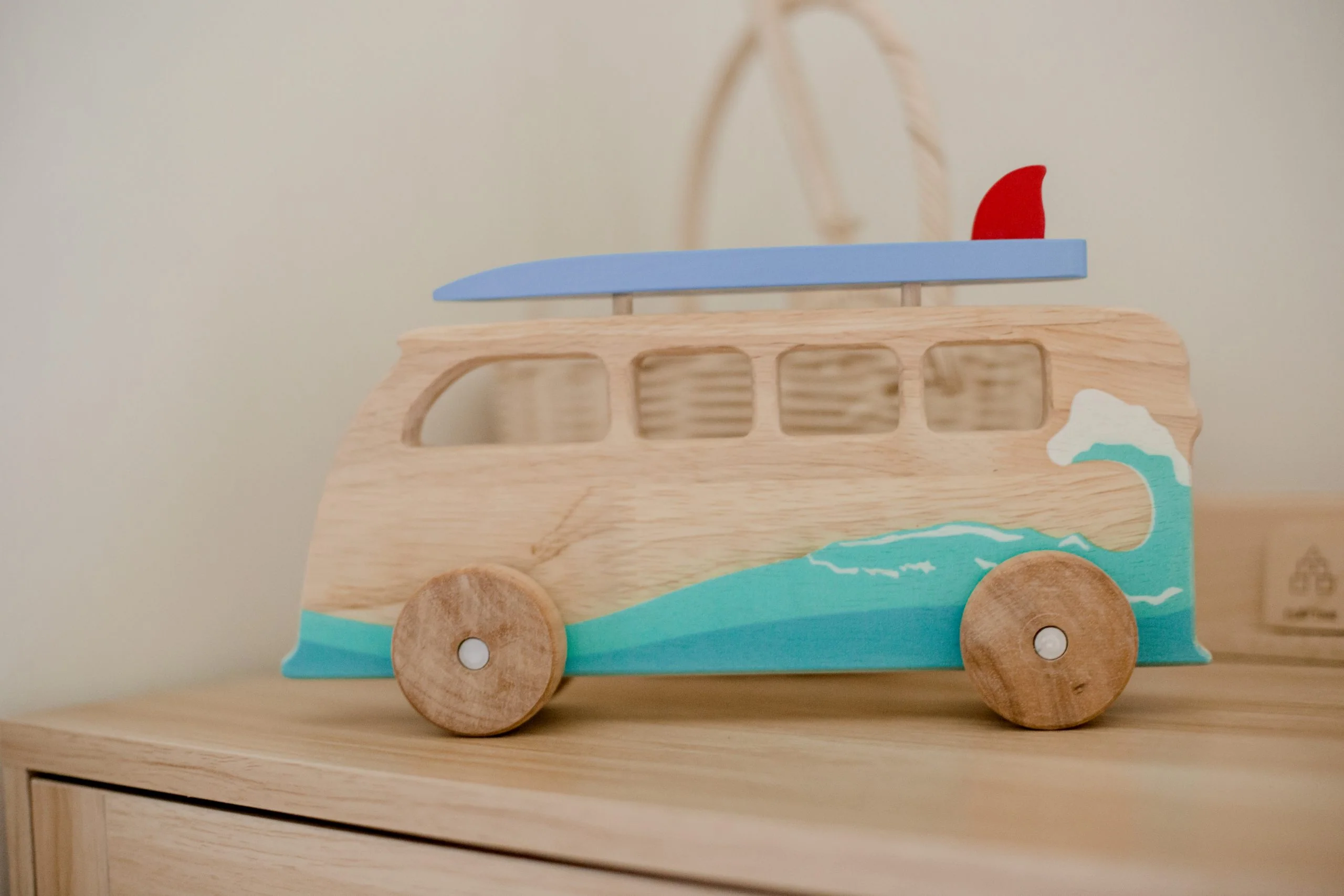 Wooden Surfing Van – Handcrafted Wooden Toy for Toddlers